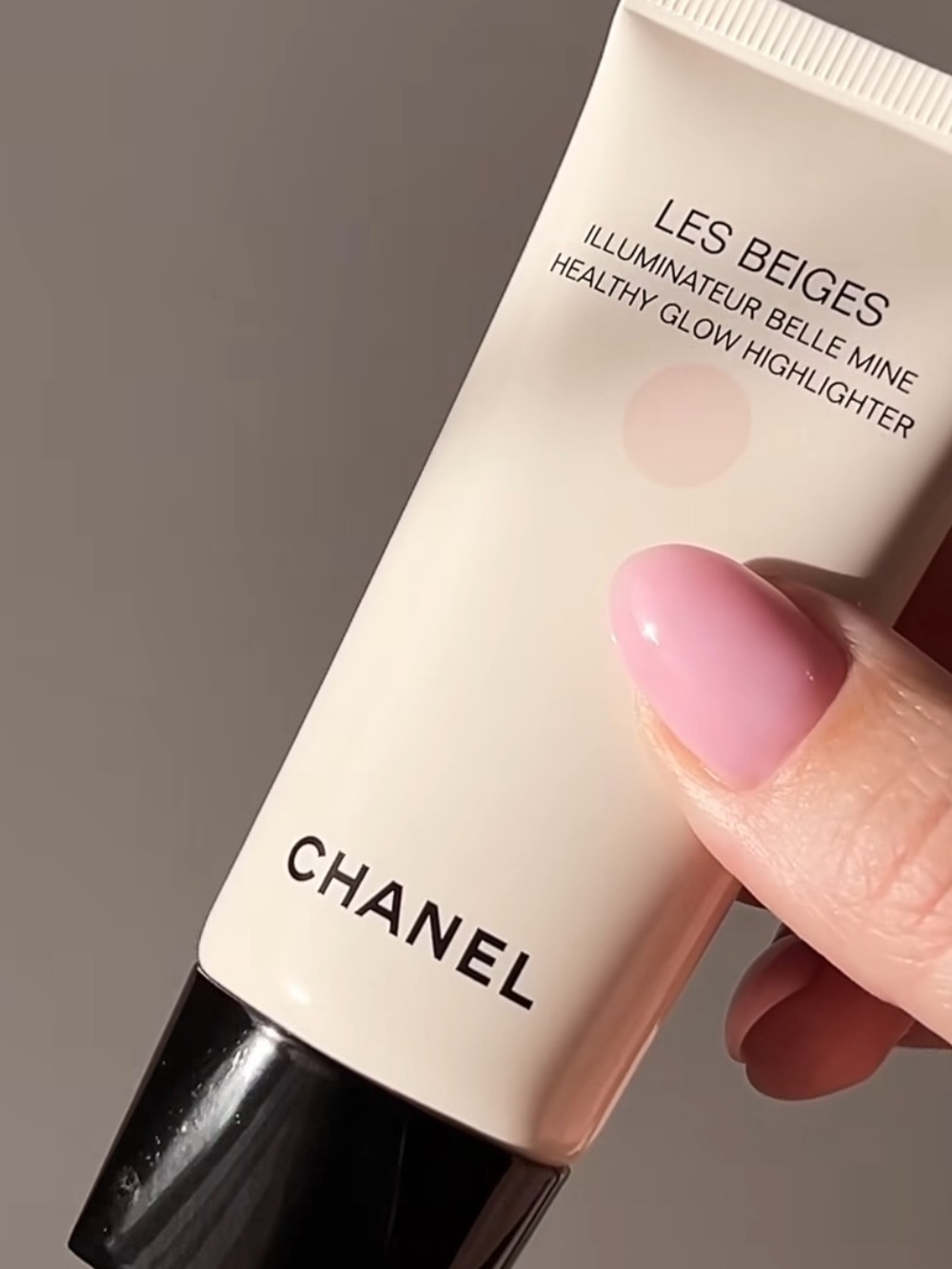 CHANEL LES BEIGES Healthy Glow Highlighter liquid blush in shade Summer Gleam